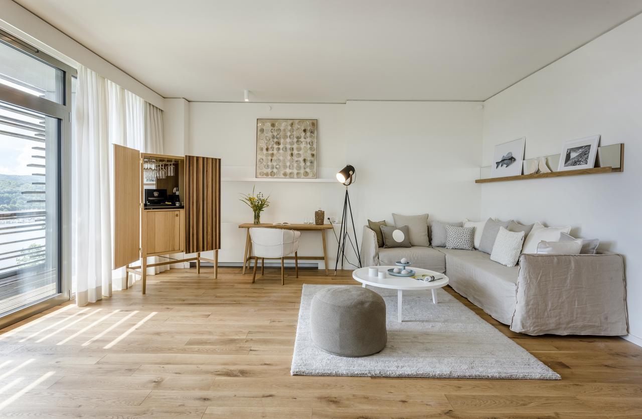 Superior King Suite,596618460:JPEG